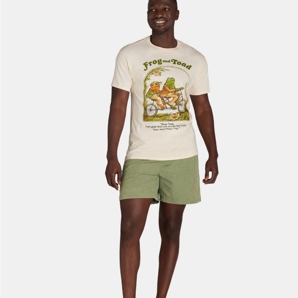 Frog and Toad Men's & Big Men's Cotton Graphic Print Tee - Picture 6 of 9